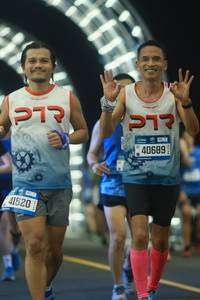 BIB: 41520, 40689
                            <button type="button" onclick="openModal(21123716)" class="btn btn-primary btn-sm float-right btn-popup" data-toggle="modal" data-target=".modal-high-quality">
                        <i class="fas fa-shopping-cart"></i> Add to Cart
                    </button>
                                            <button type="button" onclick="isThisMe(21123716, true)" class="btn btn-success btn-sm float-right btn-popup btn-isme hidden" data-toggle="tooltip" data-placement="bottom" title="นี่คือรูปของคุณใช่ไหม คลิกที่นี่เพื่อเอาเข้าอัลบั้ม">
                        <i class="fas fa-plus"></i> Add to album
                    </button>
                    <button type="button" onclick="isThisMe(21123716, false)" class="btn btn-warning btn-sm float-right btn-popup btn-isnotme hidden">
                        <i class="fas fa-ban"></i> Remove from album
                    </button>